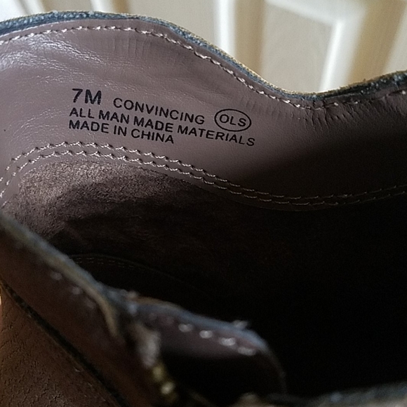 Booties - Picture 4 of 4